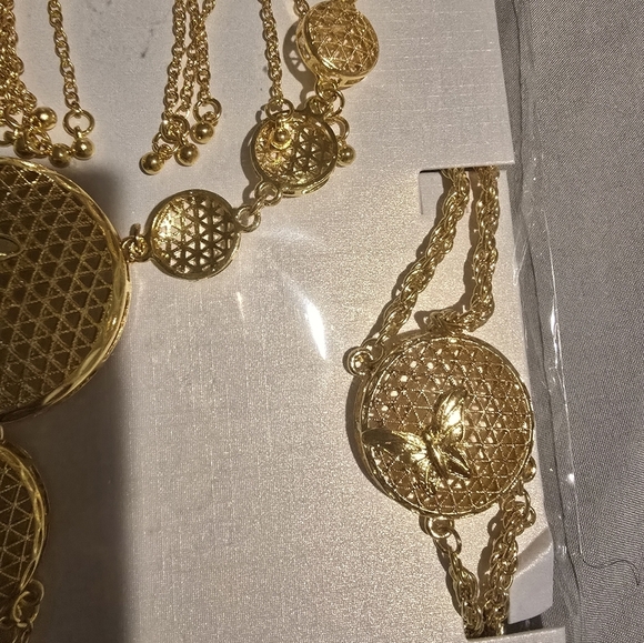 21kgp Dubai Jewelry- Elegant Gold Jewelry Set - Picture 5 of 8